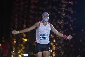 BIB: 40880
                            <button type="button" onclick="openModal(18283618)" class="btn btn-primary btn-sm float-right btn-popup" data-toggle="modal" data-target=".modal-high-quality">
                        <i class="fas fa-shopping-cart"></i> Add to Cart
                    </button>
                                            <button type="button" onclick="isThisMe(18283618, true)" class="btn btn-success btn-sm float-right btn-popup btn-isme hidden" data-toggle="tooltip" data-placement="bottom" title="นี่คือรูปของคุณใช่ไหม คลิกที่นี่เพื่อเอาเข้าอัลบั้ม">
                        <i class="fas fa-plus"></i> Add to album
                    </button>
                    <button type="button" onclick="isThisMe(18283618, false)" class="btn btn-warning btn-sm float-right btn-popup btn-isnotme hidden">
                        <i class="fas fa-ban"></i> Remove from album
                    </button>